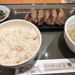 伊達の牛たん本舗 - 