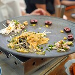 スタミナ苑 - センマイとハツと上ミノとガツの湯引きの盛り合わせ