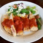 ヒーリングカフェしぐさ - ポークカツレツ（上から）（2021.5）