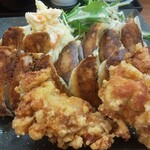 Oosaka Ou - 焼きの良い餃子に唐揚げも、ウマし(*´σｰ｀)ｴﾍﾍ