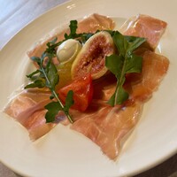 リストランテ エスト - 仔牛のラグーと空豆のソースタリオリーニ