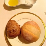 ラ・プロヴァンス - パン＆岩塩＆オリーブオイル①