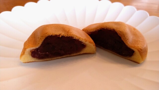 阿闍梨餅本舗 満月 阪急うめだ本店 阿闍梨餅 梅田 和菓子 食べログ 阿闍梨餅本舗 満月 阪急うめだ本店 阿闍梨餅 梅田 和菓子 食べログ