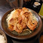 Tonkatsu Niimura - ザ・昭和の生姜焼き。