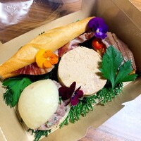 ENEKO Tokyo - PICNIC BOX 1箱目