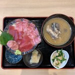 大船海鮮食堂 魚福 - まぐろ丼