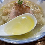 Ramen FeeL - 鶏の旨味濃密なスープ