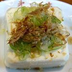 第一亭 - 「冷やっこ」（300円）