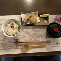 韻松亭 - 
