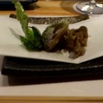 草食草堂 ろくだい - イチジク、舞茸、胡椒の葉の天ぷら