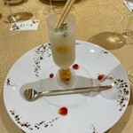 トゥ・ラ・ジョア - 