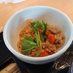乙蕎麦 - ミニ丼 (炊き込みご飯)