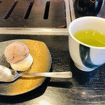 大東縁 - アイスクリームと玄米緑茶