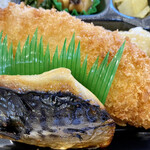 ほっともっと - さば塩焼きに白身魚のフライ