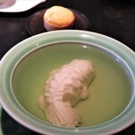 仁修樓 - 杏仁豆腐　パイナップルケーキ