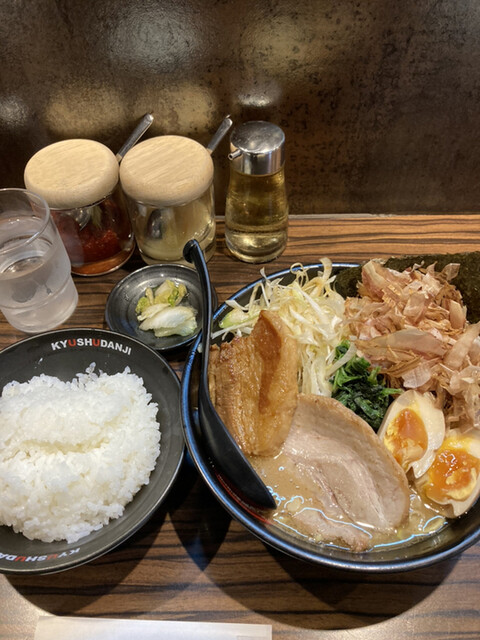 まるげんラーメン 久里浜本店 京急久里浜 ラーメン 食べログ まるげんラーメン 久里浜本店 京急久里浜 ラーメン 食べログ