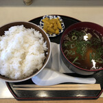 クッキングボーイ - セットのご飯と肉吸い