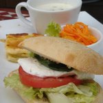 クッチョロカフェ - サンドイッチプレート by ぽいぇっとぽるしぇ