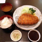 味噌ロースカツ定食