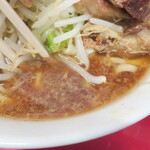 ラーメン二郎 - スープ