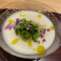 京都 いと - ツブ貝とツブ貝の出汁のジュレを掛けた新玉ねぎの摺り下ろし