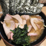 皇綱家 - チャーシューラーメン  980円(税込)