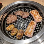 Wagyuu Yakiniku Kakunoshin Roppongiten - 