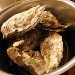 牡蠣とワインのある店 湾岸食堂 - 