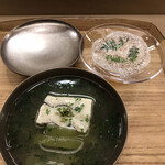 赤坂 菊乃井 - 昼懐石１３３１０円。穴子豆腐。木の芽餡が清々しい美味しさです（╹◡╹）（╹◡╹）。味噌の香りのオブラートの効果は？？ わかりません。。(^_^;)