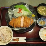 とんかつ一丁 - 特選黒豚ロースかつ定食