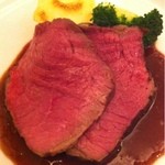 オー・プロヴァンソー - 阿智黒毛和牛特選部位のロースト 赤ワインソース