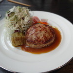 Restaurant L'Etroit - 国産ミンチ肉の豚バーグ(1580円)