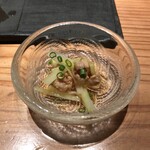 とり茶太郎 - 比内地鶏 胸すじと黄ニラの三杯酢