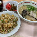 九州筑豊ラーメン 山小屋 - 