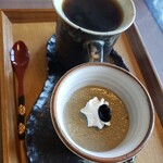 カフェ笑夢 - 食後に珈琲とデザート。本日はコーヒーゼリー