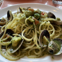 トラットリア グランボッカ - 北海アサリとアボカドの大葉ジェノベーゼ　プラス220円