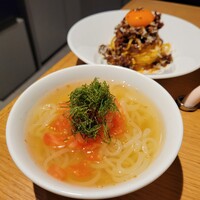 ビーフキッチン 渋谷店 - トマト冷麺とミートソース