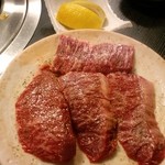 京橋 松蘭 - ハラミ・塩（レモン添え）