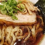麺屋 六感堂 - THE RAMEN 鯵煮干中華そば イケ梟 温麺