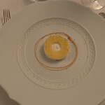 プリズマ - ゴルゴンゾーラチーズのセミフレッドとゴールデンパイン