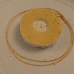 プリズマ - ゴルゴンゾーラチーズのセミフレッドとゴールデンパイン