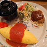 もみの木 - なんか懐かしい感じ。お皿にお味噌汁乗ってるし。