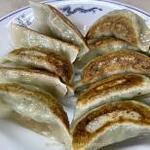 三ちゃん - 餃子 2人前