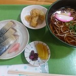 Michinoekimizuhonosatosarabiki - さば寿司セット