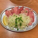 大阪焼肉・ホルモン ふたご - ねぎ塩タン ¥780