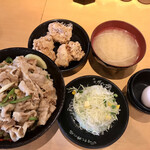 伝説のすた丼屋 - 