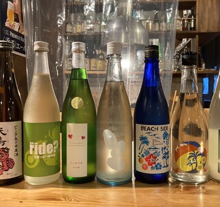 Robata Nikuyakidokoro Takeshi - 季節の日本酒はスタッフにお尋ね下さい！