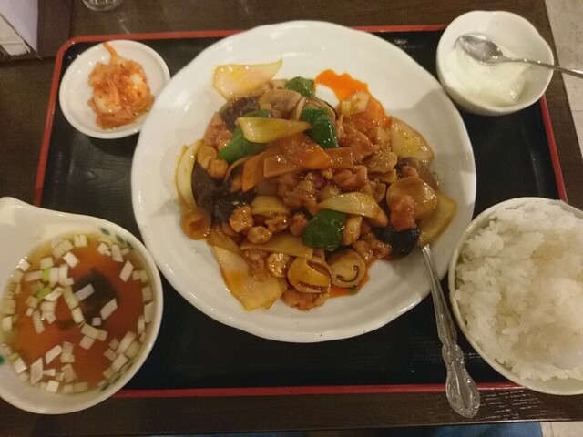 全品300円や 浅草別館 浅草 つくばｅｘｐ 中華料理 食べログ