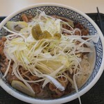 Yoshinoya - ねぎ塩牛カルビ丼。