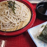 Soba Ni Isammaru - ざるそば、鮭のおにぎり！